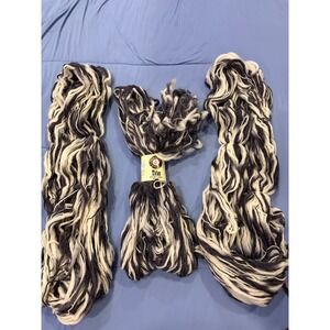 Universal Yarn Tides 100% Wool Black White Variegated 3 Hanks Lot 591yd Medium
